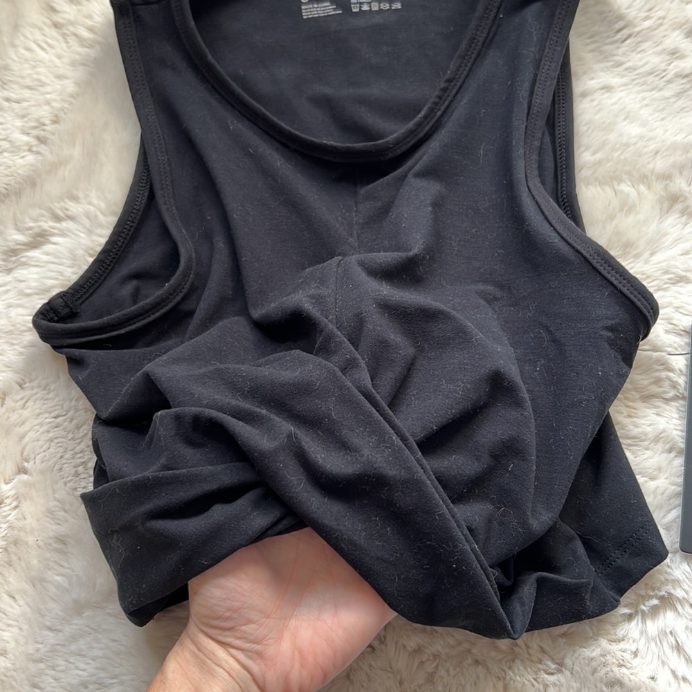 NWT Yogalicious Lux Black Crop Top Size Small - Picture 3 of 6